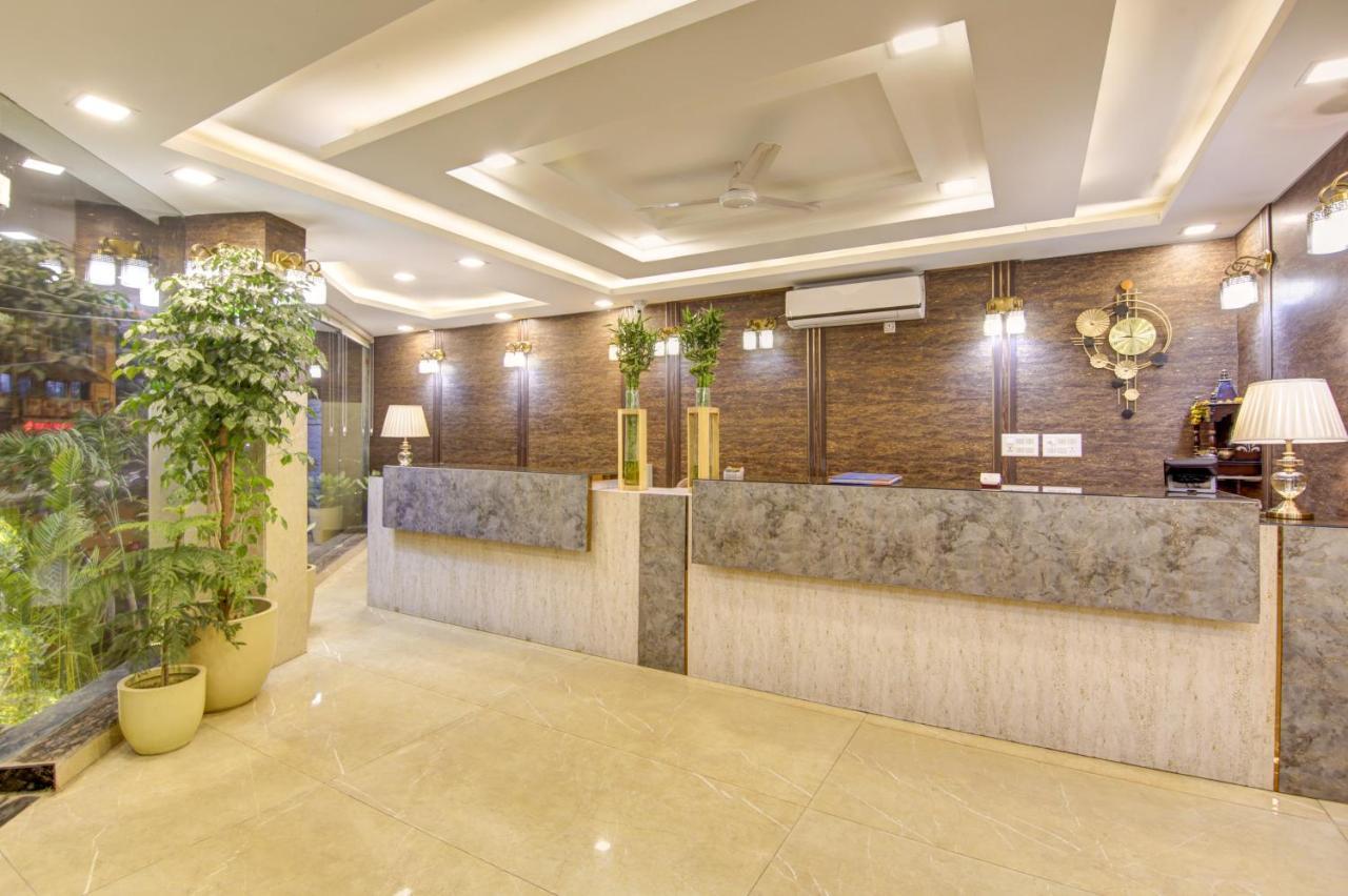 Hotel Park Tree Near Delhi Airport Ню Делхи Екстериор снимка